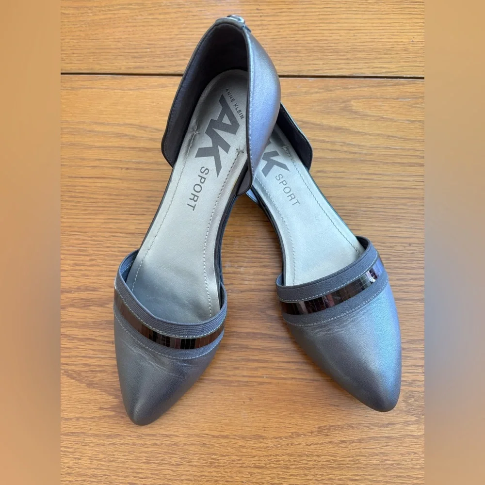 Anne Klein Sport Onmyway d’Orsay Pewter Leather Metallic Pointed Toe Flats, 8